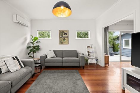 Photo of property in 47a Napier Road, Havelock North, 4130