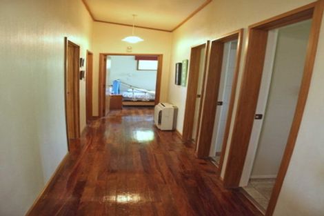 Photo of property in 12 Rakau Street, Havelock North, 4130