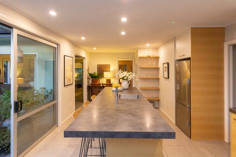 Photo of property in 98 Jickell Street, Hokowhitu, Palmerston North, 4410