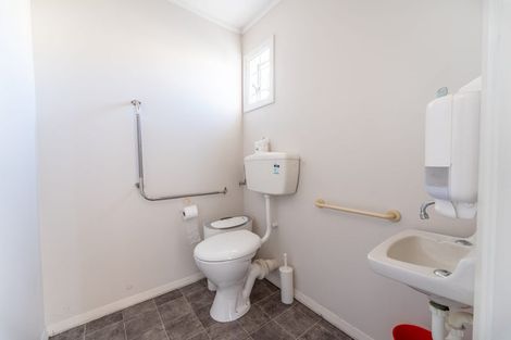 Photo of property in 334 Oriental Parade, Oriental Bay, Wellington, 6011