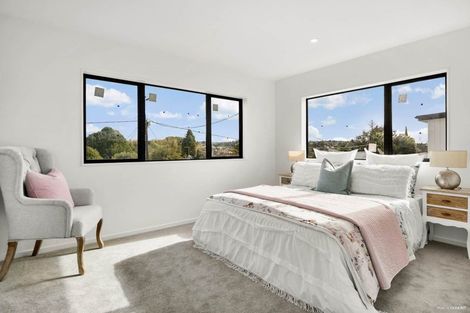 Photo of property in 21c Kingdale Road, Henderson, Auckland, 0610
