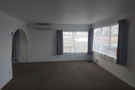 Photo of property in 15 Ribot Place, Randwick Park, Auckland, 2105
