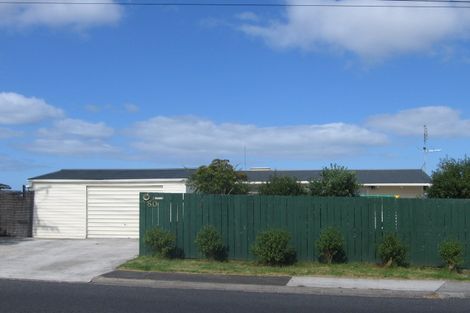 Photo of property in 2/80 Manuka Road, Glenfield, Auckland, 0629
