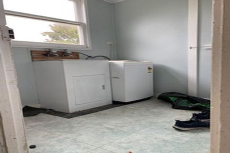 Photo of property in 32 Ngahina Street, Marton, 4710