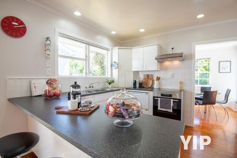 Photo of property in 29 Cranwell Street, Churton Park, Wellington, 6037