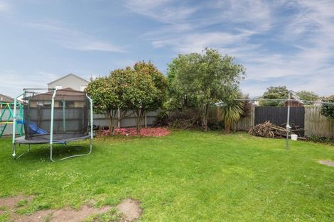 Photo of property in 5 Gibbs Drive, Woodend, 7610