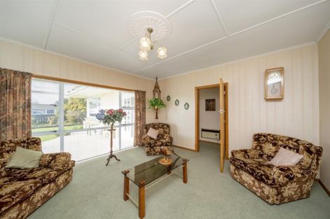 Photo of property in 187 Waihi Road, Hawera, 4610
