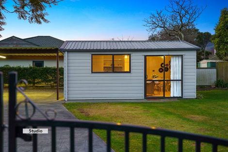 Photo of property in 21 Awanui Drive, Waikanae, 5036