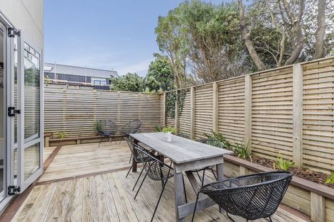 Photo of property in 41 Forres Street, Seatoun, Wellington, 6022