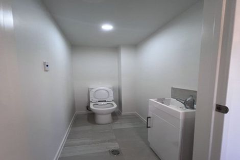 Photo of property in 7 Sheralee Place, Bucklands Beach, Auckland, 2014