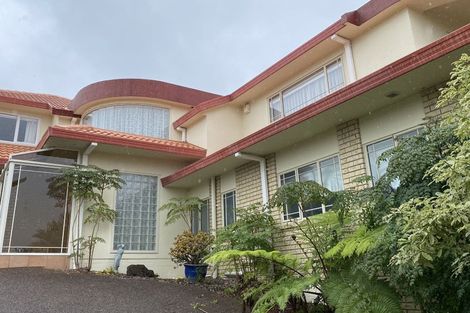 Photo of property in 5 Gretna Green, Browns Bay, Auckland, 0630