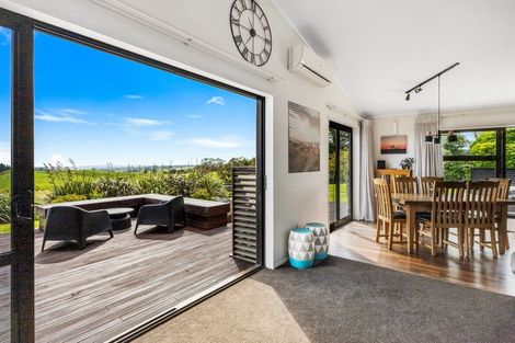 Photo of property in 1459 Carrington Road, Hurworth, New Plymouth, 4371