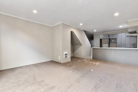 Photo of property in 9f Denver Place, Hamilton East, Hamilton, 3216