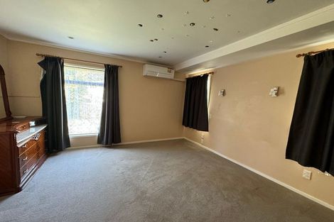 Photo of property in 4 Thistledew Place, Bayview, Auckland, 0629