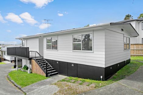 Photo of property in 23 Bellringer Road, Massey, Auckland, 0614