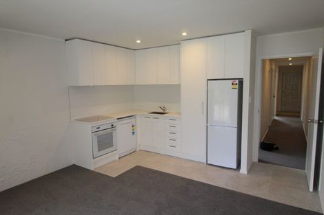 Photo of property in 25 Kamara Road, Glen Eden, Auckland, 0602