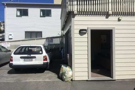 Photo of property in 7 Douglas Street, Mount Cook, Wellington, 6021