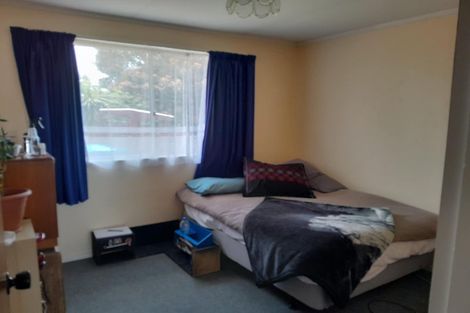 Photo of property in 9 Cypress Grove, Paraparaumu, 5032