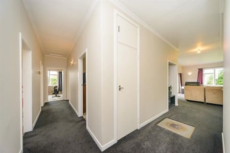 Photo of property in 15 Maunder Street, Marton, 4710