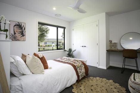 Photo of property in 3/45 Saint Kilda Road, Cambridge, 3434