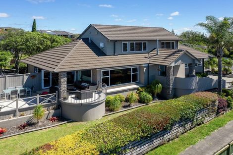 Photo of property in 21 Coates Road, Cockle Bay, Auckland, 2014