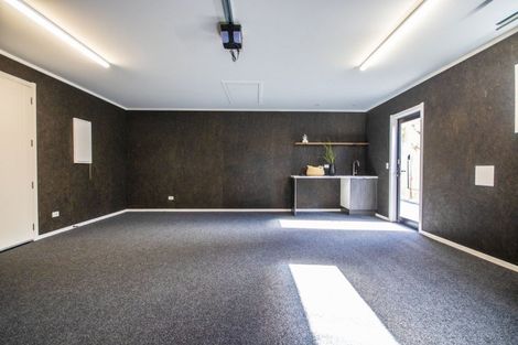 Photo of property in 42a Batt Street, West End, Palmerston North, 4410