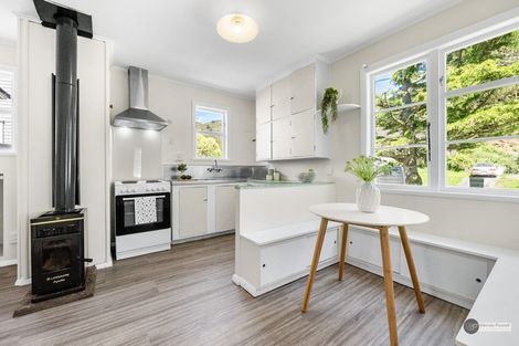 Photo of property in 74 Judd Crescent, Naenae, Lower Hutt, 5011