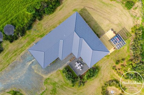 Photo of property in 297 Heatley Road, Whakapirau, Maungaturoto, 0583