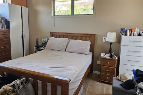 Photo of property in 11 San Vito Place, Henderson, Auckland, 0612