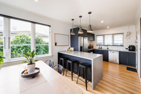 Photo of property in 23 Forbury Avenue, Takaro, Palmerston North, 4412