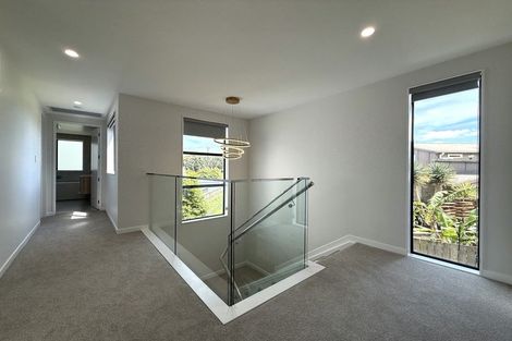 Photo of property in 13d Williams Road, Hobsonville, 0618