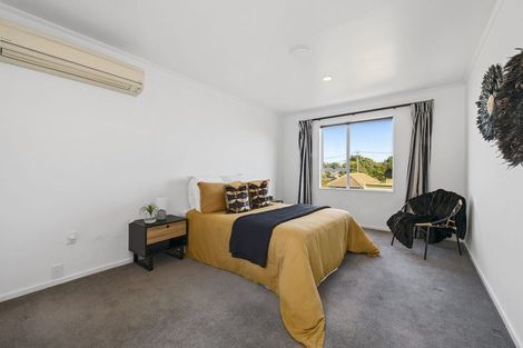 Photo of property in 19 Miro Street, Eastbourne, Lower Hutt, 5013