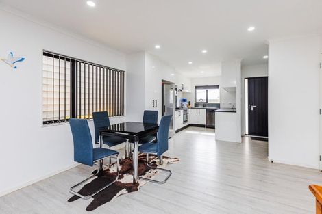 Photo of property in 4c Old Wairoa Road, Papakura, 2110