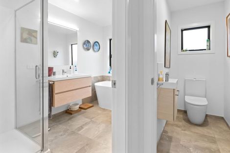 Photo of property in 6 Kingi Te Ahoaho Place, Otaki, 5512