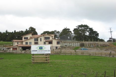 Photo of property in 52 Fork Road, Kumeu, 0891