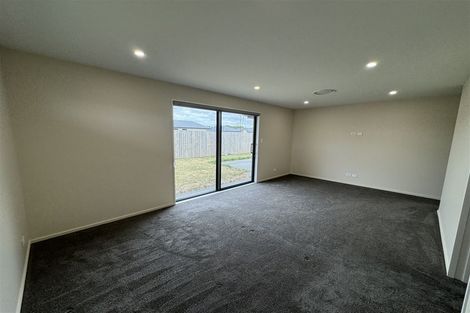 Photo of property in 7 Fountain Place, Rolleston, 7614