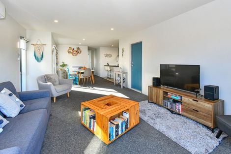 Photo of property in 54 Liberation Road, Papakura, 2110