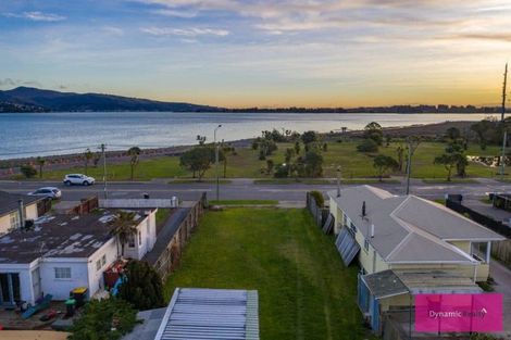 Photo of property in 403 Estuary Road, South New Brighton, Christchurch, 8062