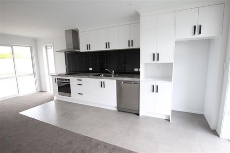 Photo of property in 34 Regis Park Drive, Pukekohe, 2120