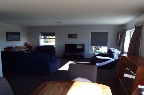 Photo of property in 19 Dal Din Drive, Otaki, 5512