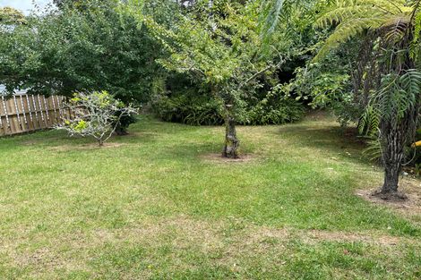 Photo of property in 35 Matipo Road, Mairangi Bay, Auckland, 0630