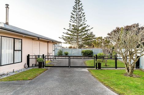 Photo of property in 4 Hunter Street, Westport, 7825