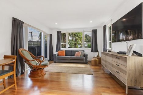 Photo of property in 40 Friedlanders Road, Manurewa, Auckland, 2102