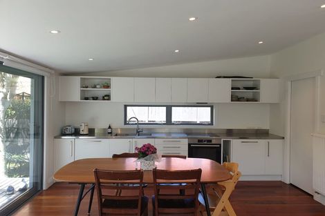 Photo of property in 7 Campbell Street, Karori, Wellington, 6012