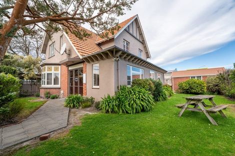 Photo of property in 334 Oriental Parade, Oriental Bay, Wellington, 6011
