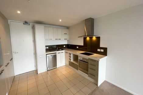 Photo of property in Bella Vista, 2f/84 Gunner Drive, Te Atatu Peninsula, Auckland, 0610