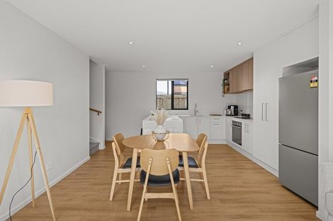 Photo of property in 8/130 Holly Road, St Albans, Christchurch, 8014