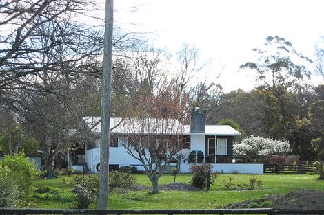 Photo of property in 128 Pukepapa Road, Marton, 4710