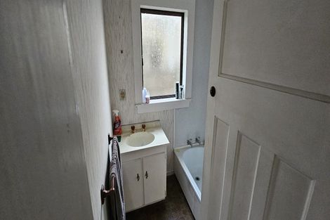 Photo of property in 48 Young Street, Saint Kilda, Dunedin, 9012