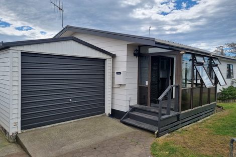 Photo of property in 2/32 Spriggs Crescent, Greenmeadows, Napier, 4112